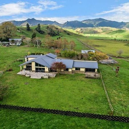 Waiotahi Waiotahe Dairy Farm Hideout 빌라 외부 사진